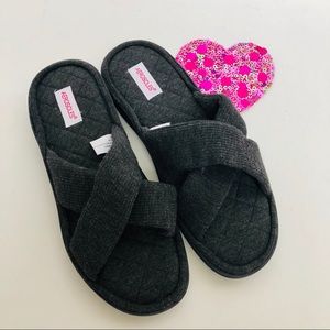 aerosoles open toe slippers